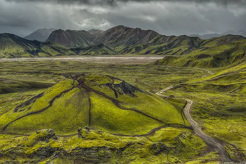 This Iceland mountain image is a link to a larger version.